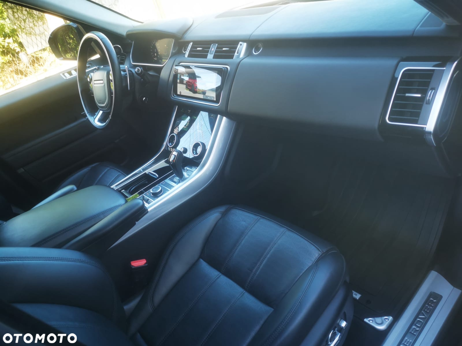 Land Rover Range Rover Sport D300 (SDV6) Autobiography Dynamic - 6