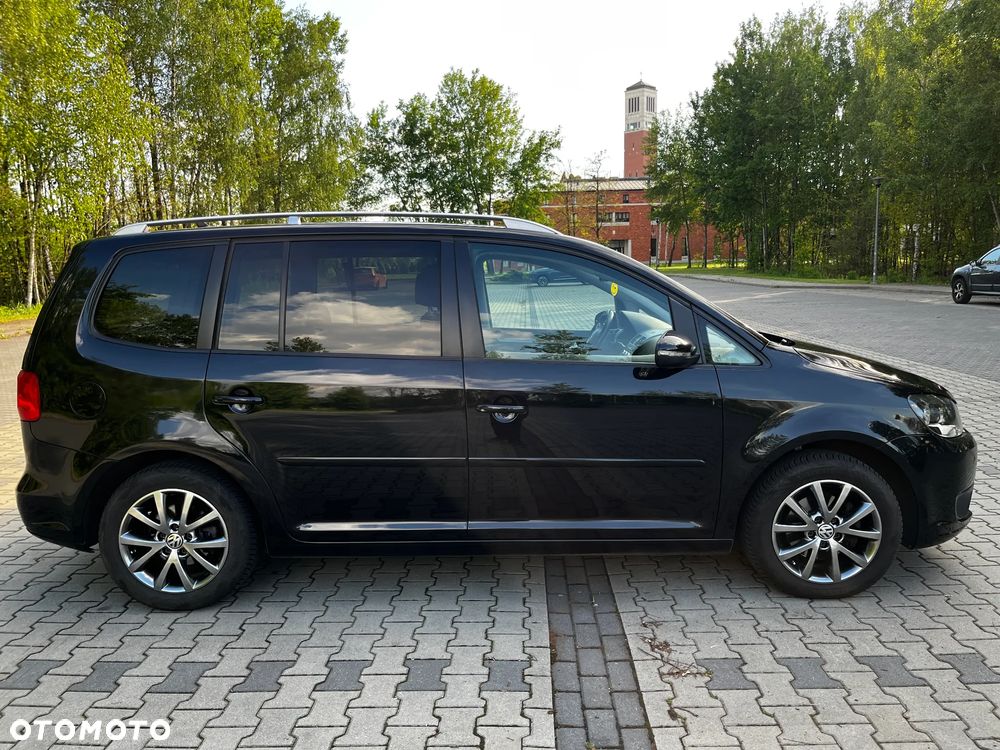 Volkswagen Touran 1.6 TDI DPF BlueMot Comfortline - 5