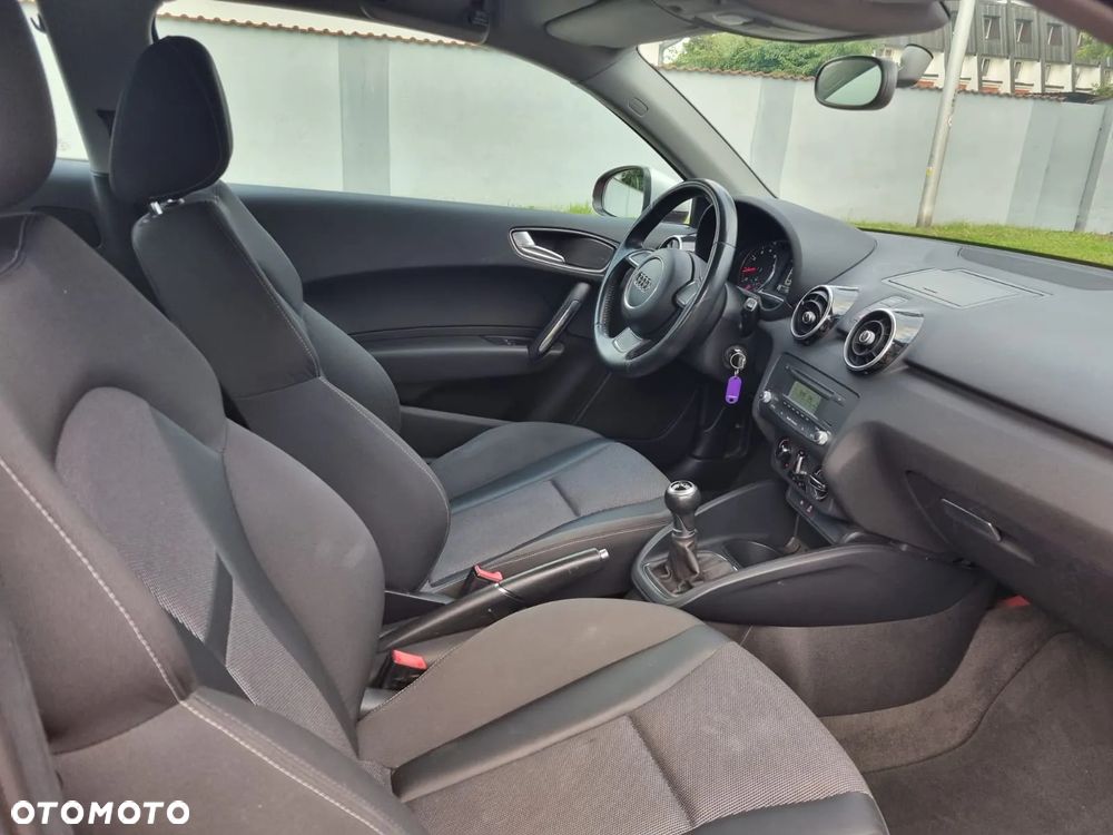 Audi A1 3-drzwiowe 1.2 TFSI Ambition - 24