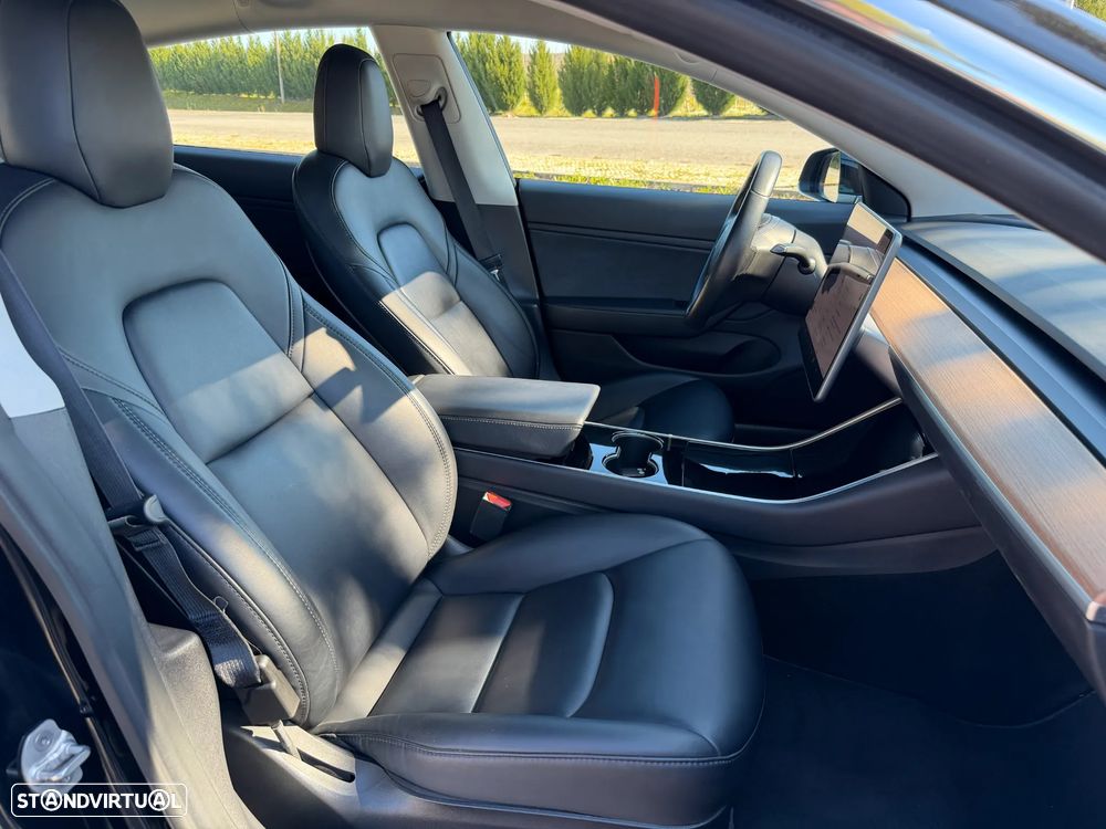 Tesla Model 3 Long-Range Dual Motor AWD - 8