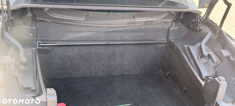 Peugeot 307 CC 2.0 Sport - 12