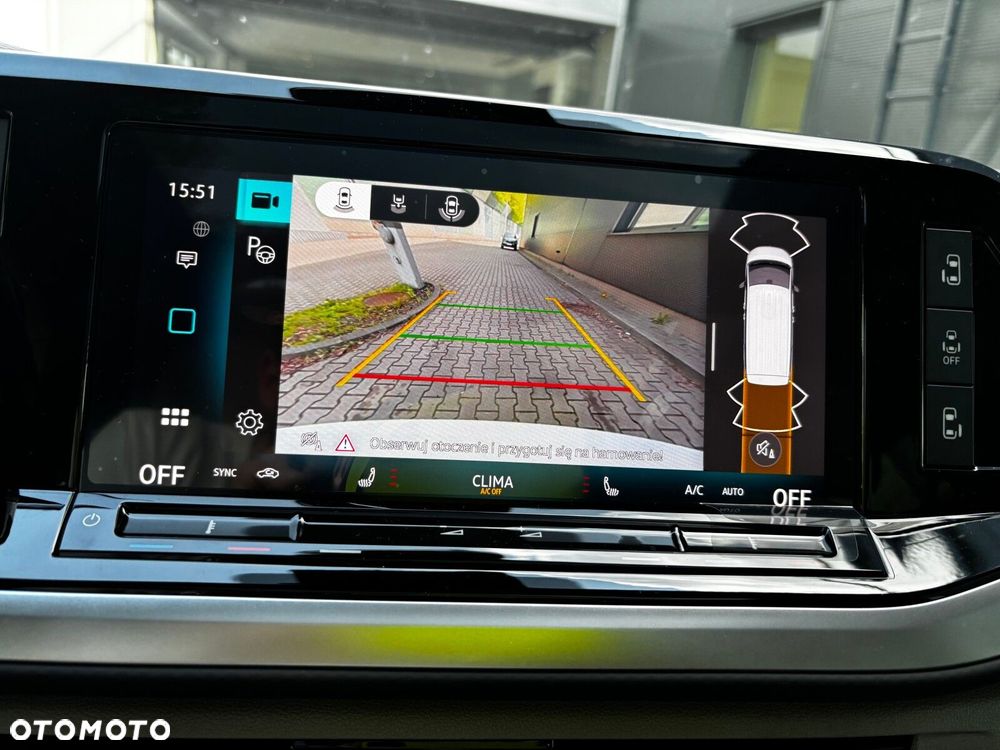 Volkswagen Multivan - 25