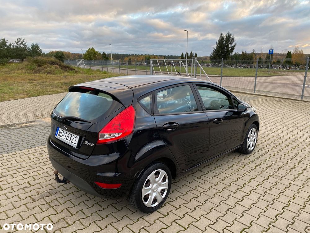 Ford Fiesta 1.25 Champions Edition - 4