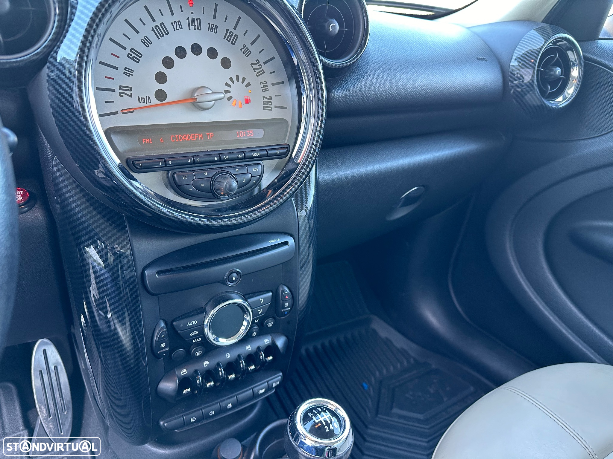 MINI Countryman Cooper D ALL4 - 19