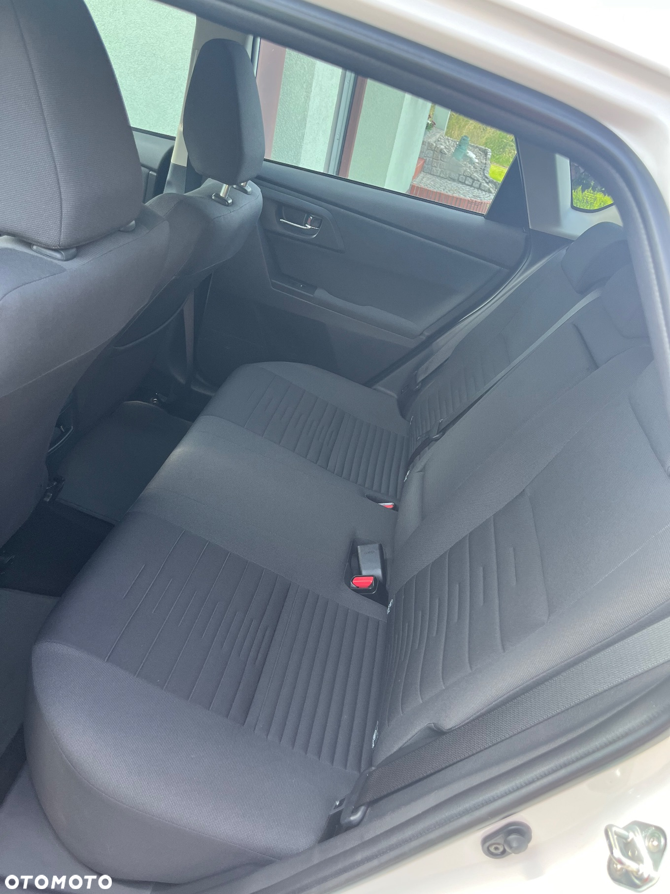 Toyota Auris 1.6 Premium - 8