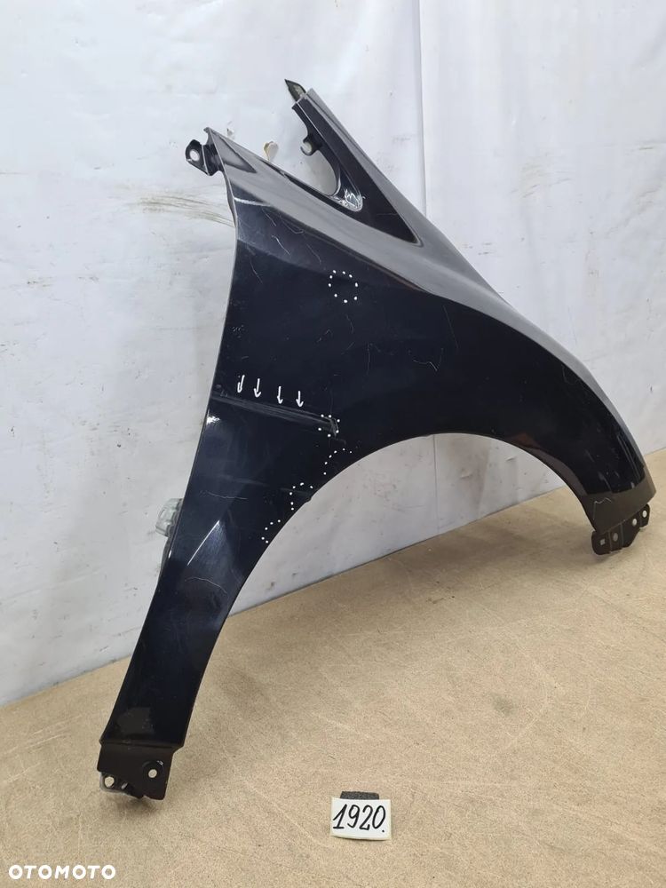 Toyota Verso 09-13r błotnik prawy przód przedni - 4