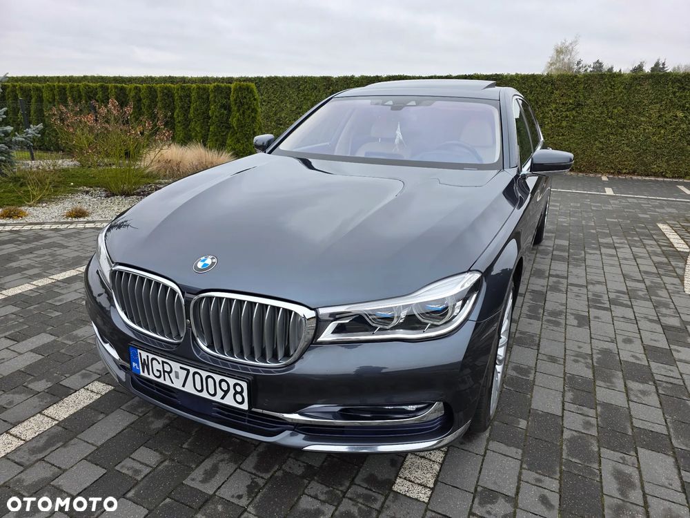 BMW Seria 7 730d xDrive - 23