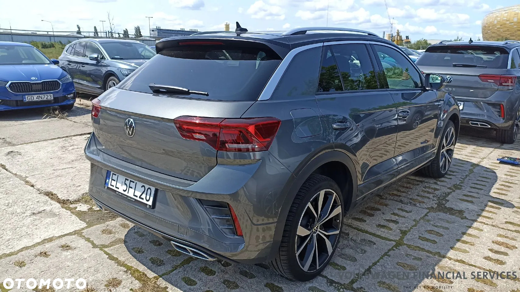 Volkswagen T-Roc 1.5 TSI R-Line DSG - 4