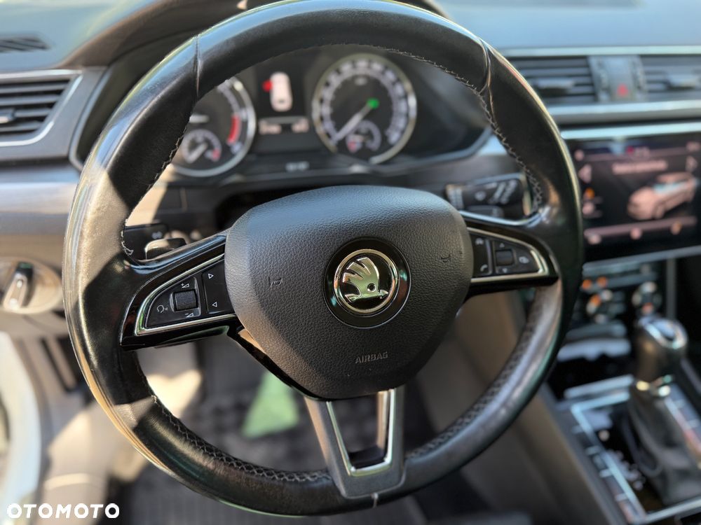 Skoda Superb 2.0 TDI Ambition DSG - 20