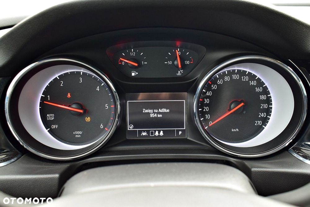 Opel Insignia 2.0 CDTI Elegance S&S - 32