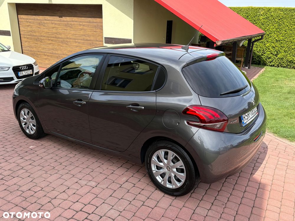 Peugeot 208 1.2 PureTech Allure - 5
