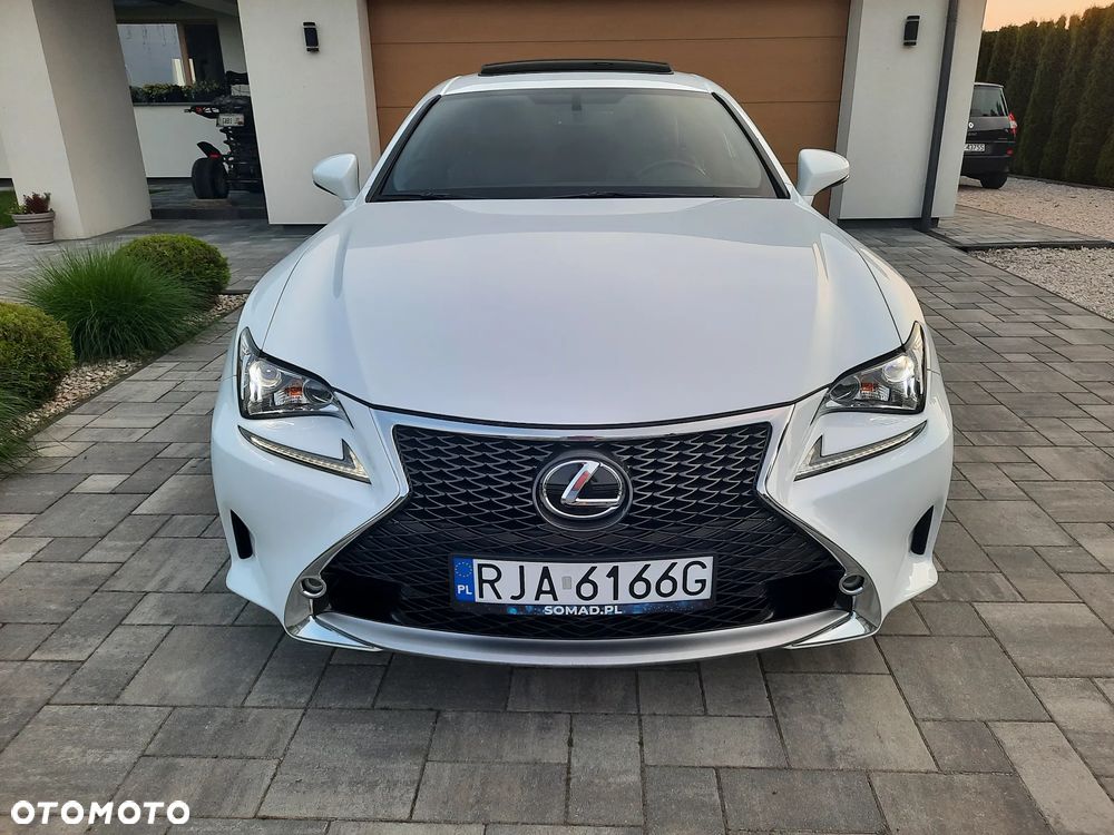 Lexus RC - 16