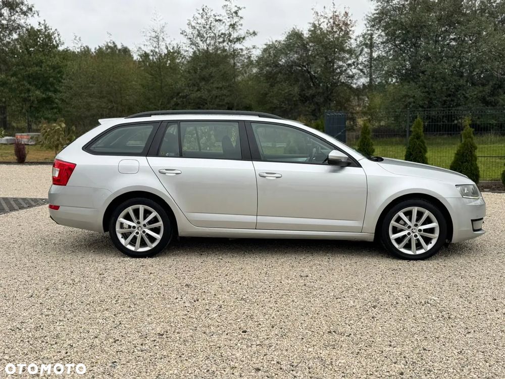 Skoda Octavia 2.0 TDI Style DSG - 3
