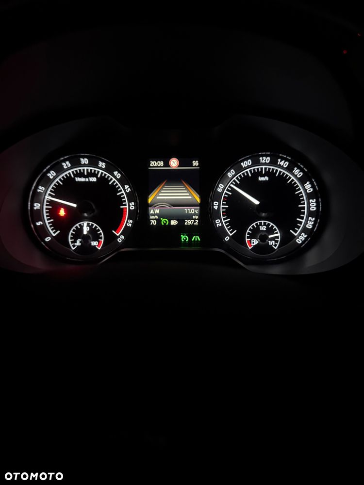 Skoda Octavia 2.0 TDI DSG Sportline - 18
