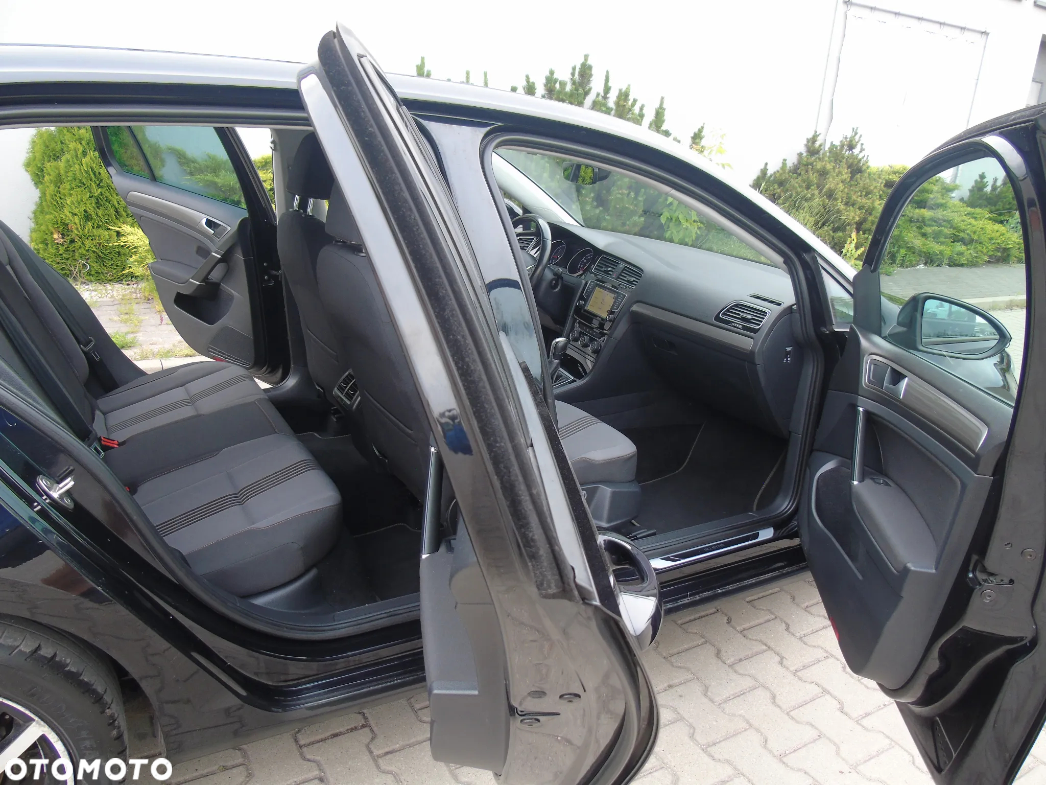 Volkswagen Golf VII 1.6 TDI BMT Highline DSG - 9