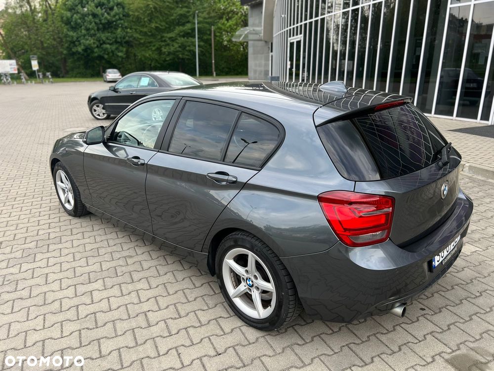 BMW Seria 1 120d - 13