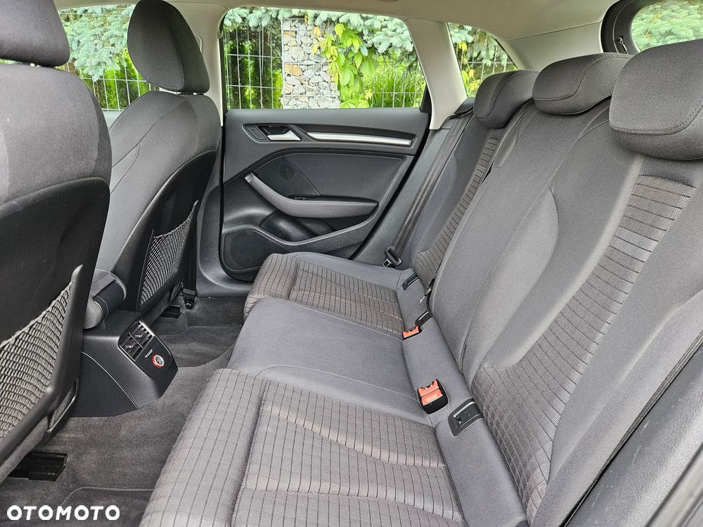 Audi A3 Sportback 2.0 TDI Attraction - 29
