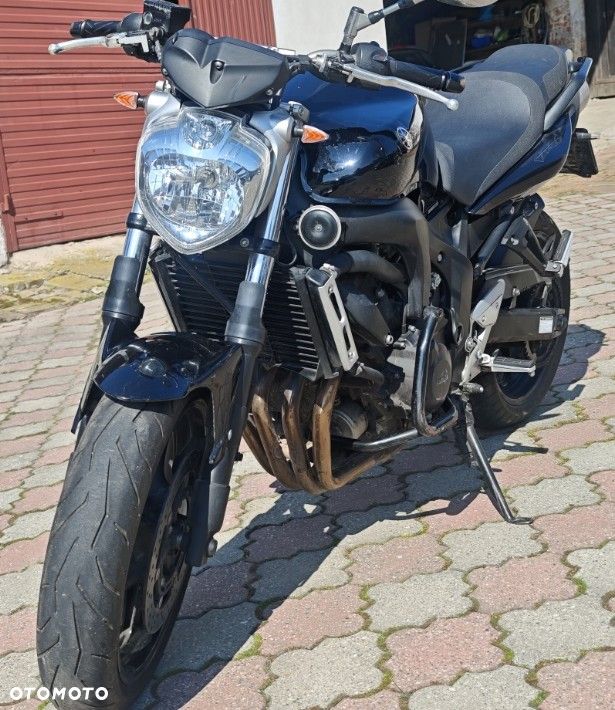 Yamaha FZ6 - 8