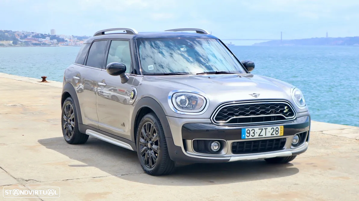 MINI Countryman Cooper SE ALL4 Auto - 2