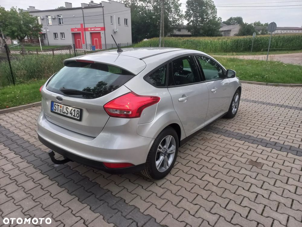 Ford Focus 1.6 TI-VCT Ambiente - 3