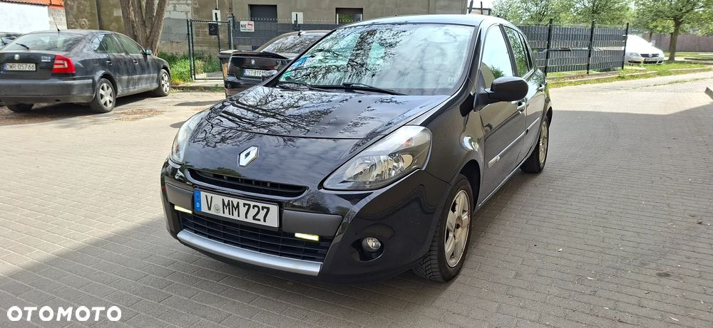 Renault Clio TCe 100 Dynamique - 1