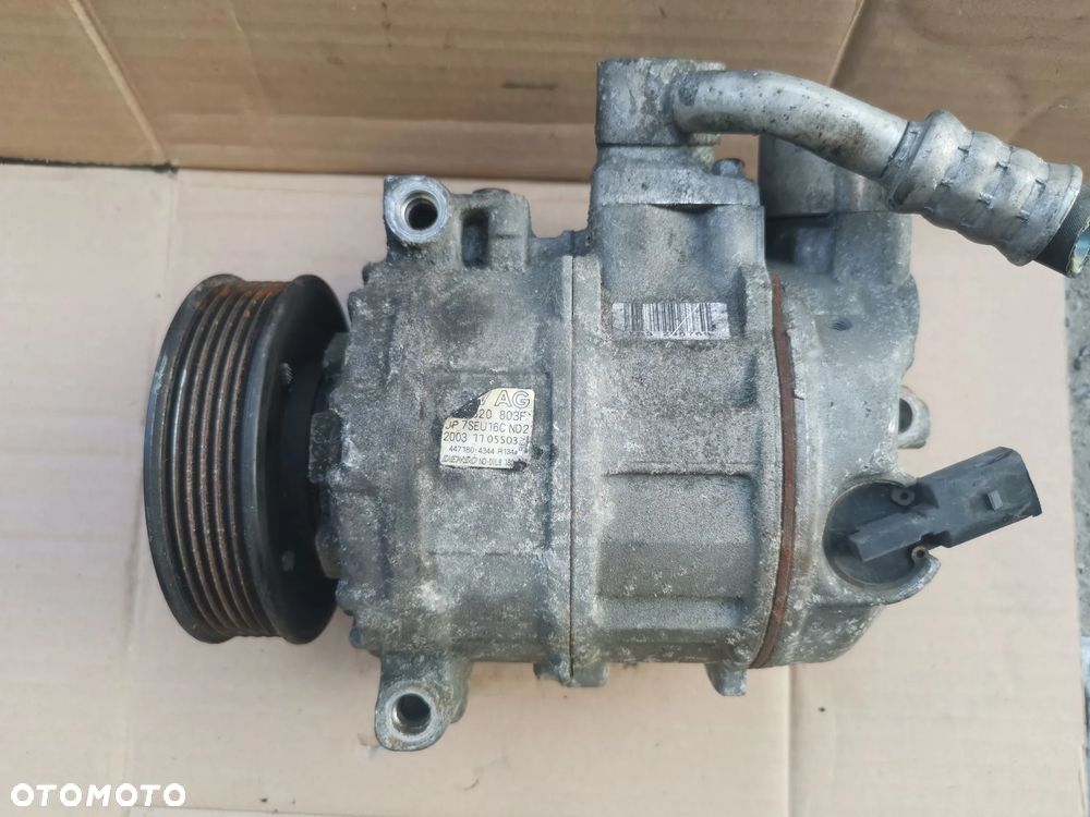 Kompresor Sprężarka Klimatyzacji VW Golf V 1k0820803F - 1