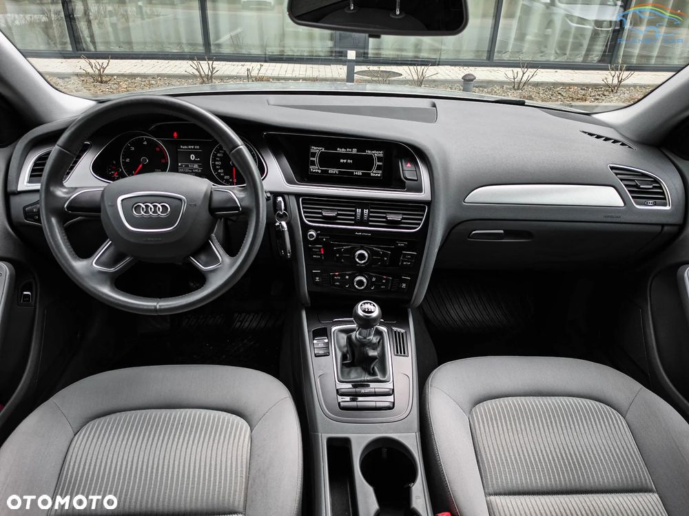 Audi A4 Limousine 2.0 TDI 112g DPF Ambiente - 18