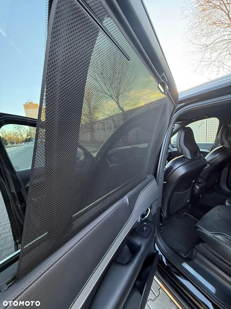 Volvo XC 90 D5 AWD R-Design - 17