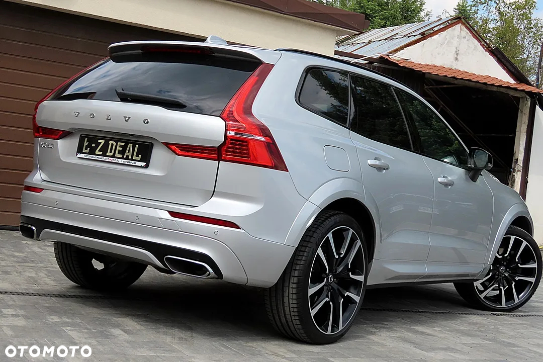 Volvo XC 60 B5 D AWD Ultimate Dark - 11
