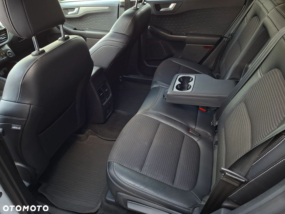 Ford Kuga 2.5 FHEV AWD Titanium X - 18