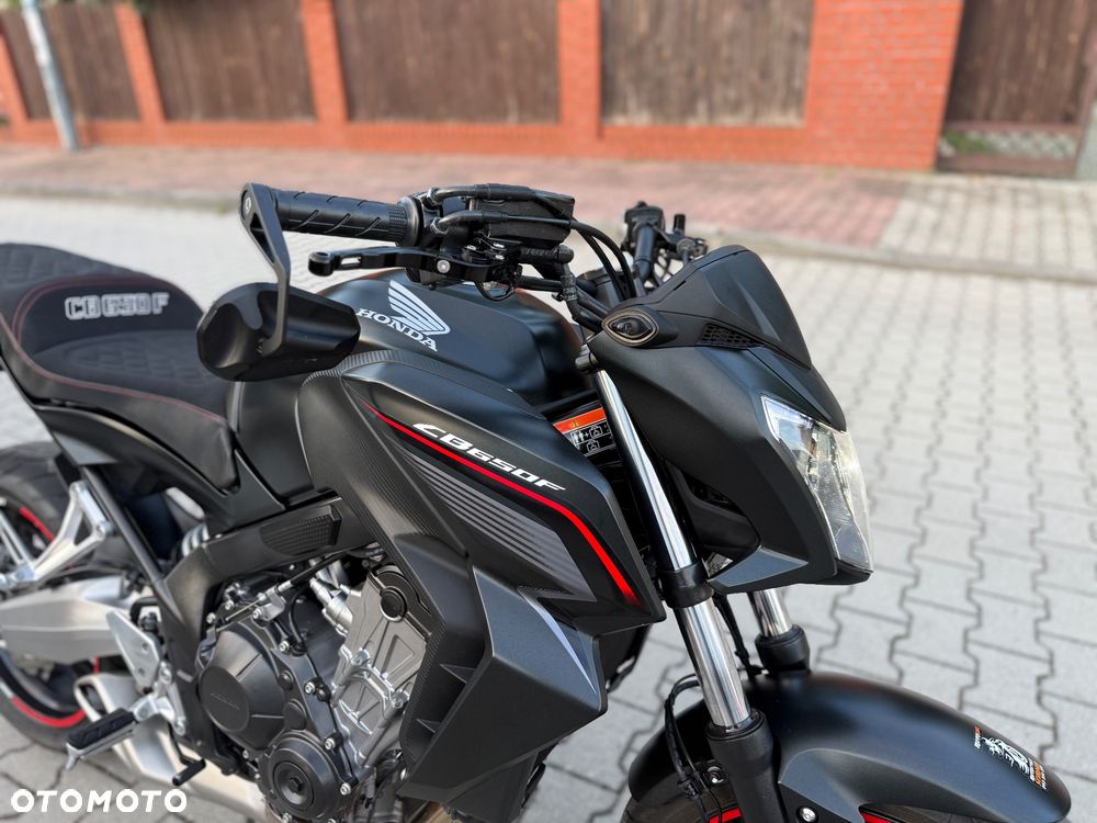 Honda CB - 2