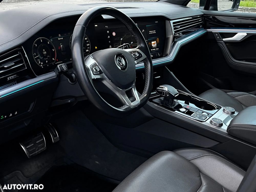 Volkswagen Touareg V6 TDI R-Style - 11