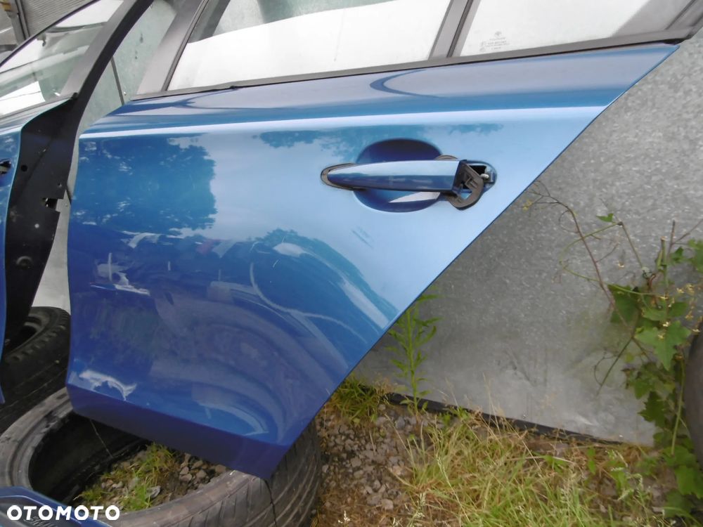 DRZWI LEWY TYŁ TYLNE KOMPLETNE SYDNEY BLAU SYDNEYBLAU A19 A19/5 BMW E87 - 2