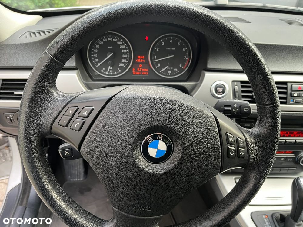 BMW Seria 3 335i - 8