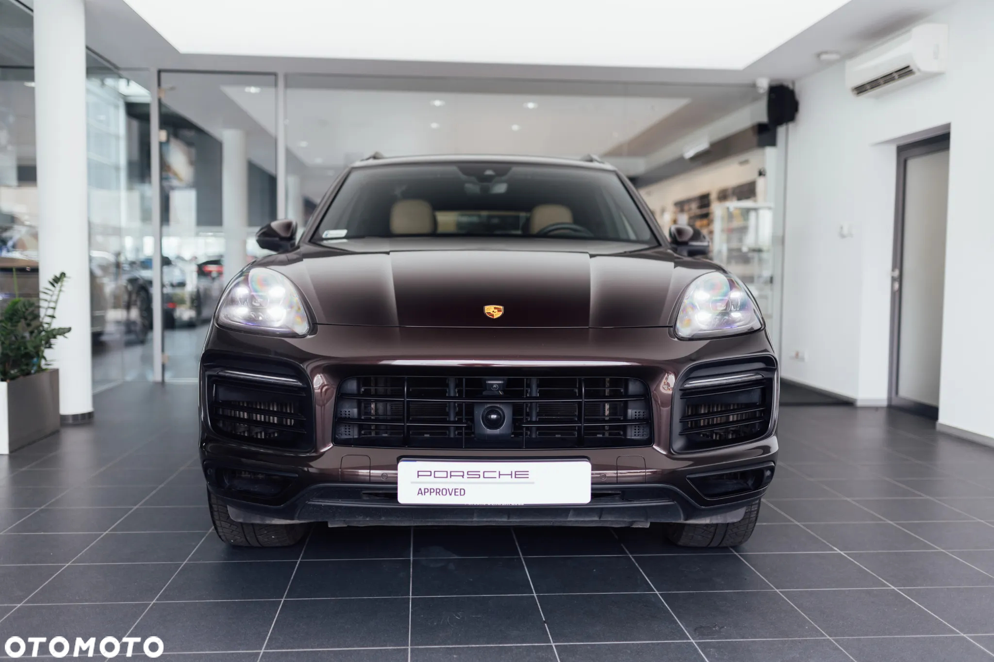 Porsche Cayenne Standard - 32