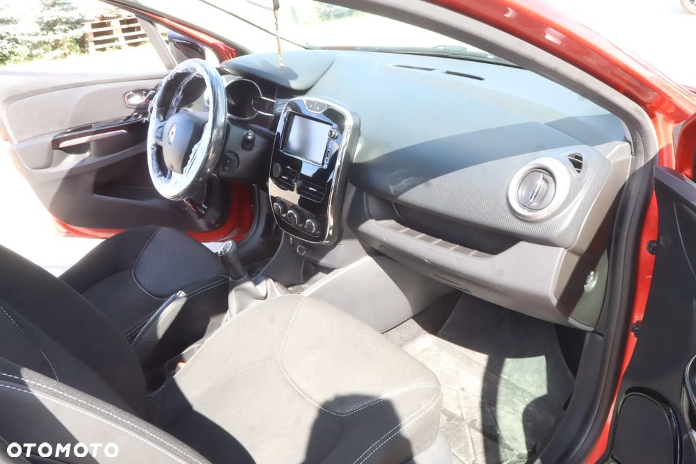 Renault Clio 1.2 16V Techno Feel - 18