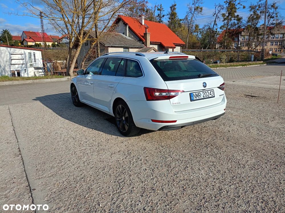 Skoda Superb 2.0 TDI DSG L&K - 5