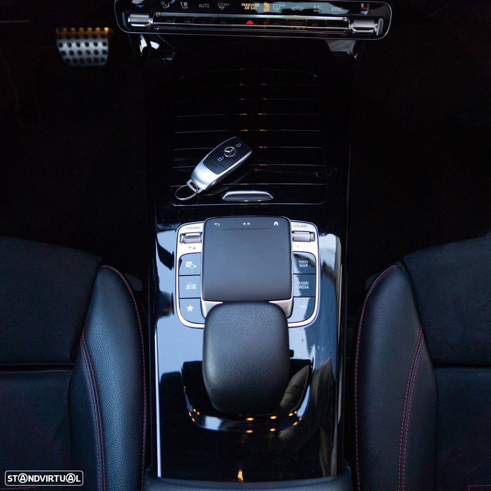 Mercedes-Benz A 180 d 7G-DCT AMG Line - 9