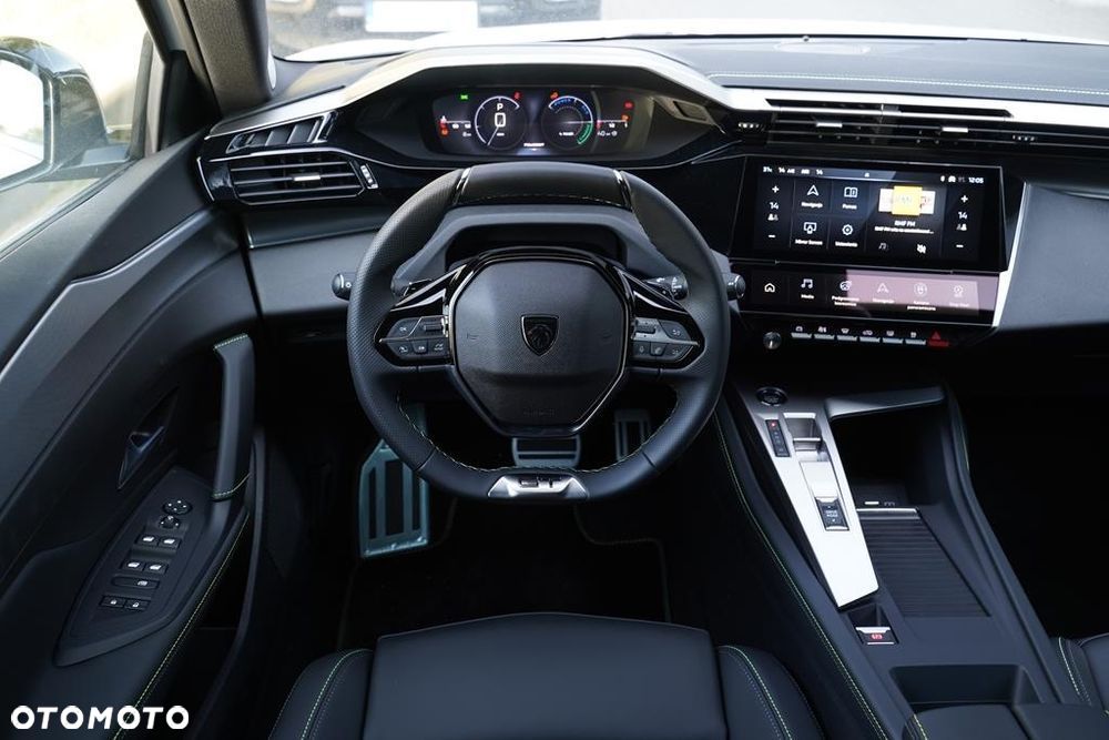 Peugeot 308 1.2 mHEV GT S&S e-DCS6 - 17