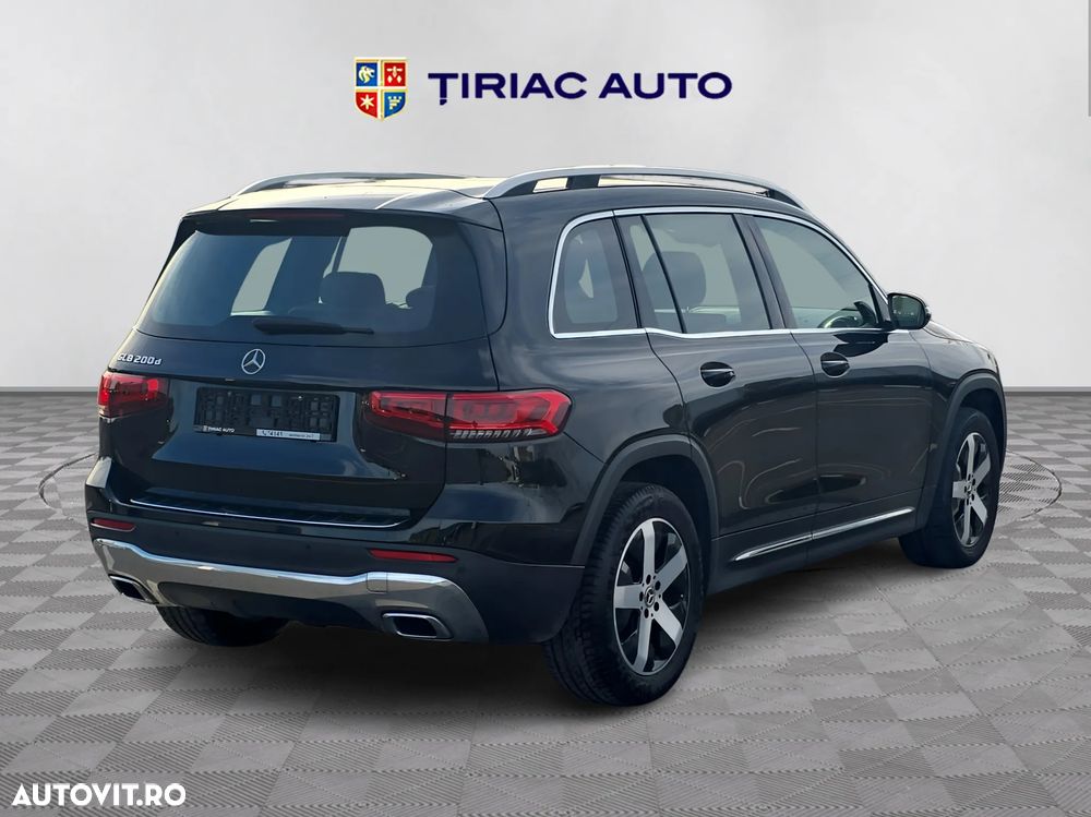 Mercedes-Benz GLB - 5