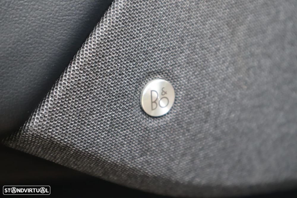 Ford Mustang Mach-E Alargada - 23