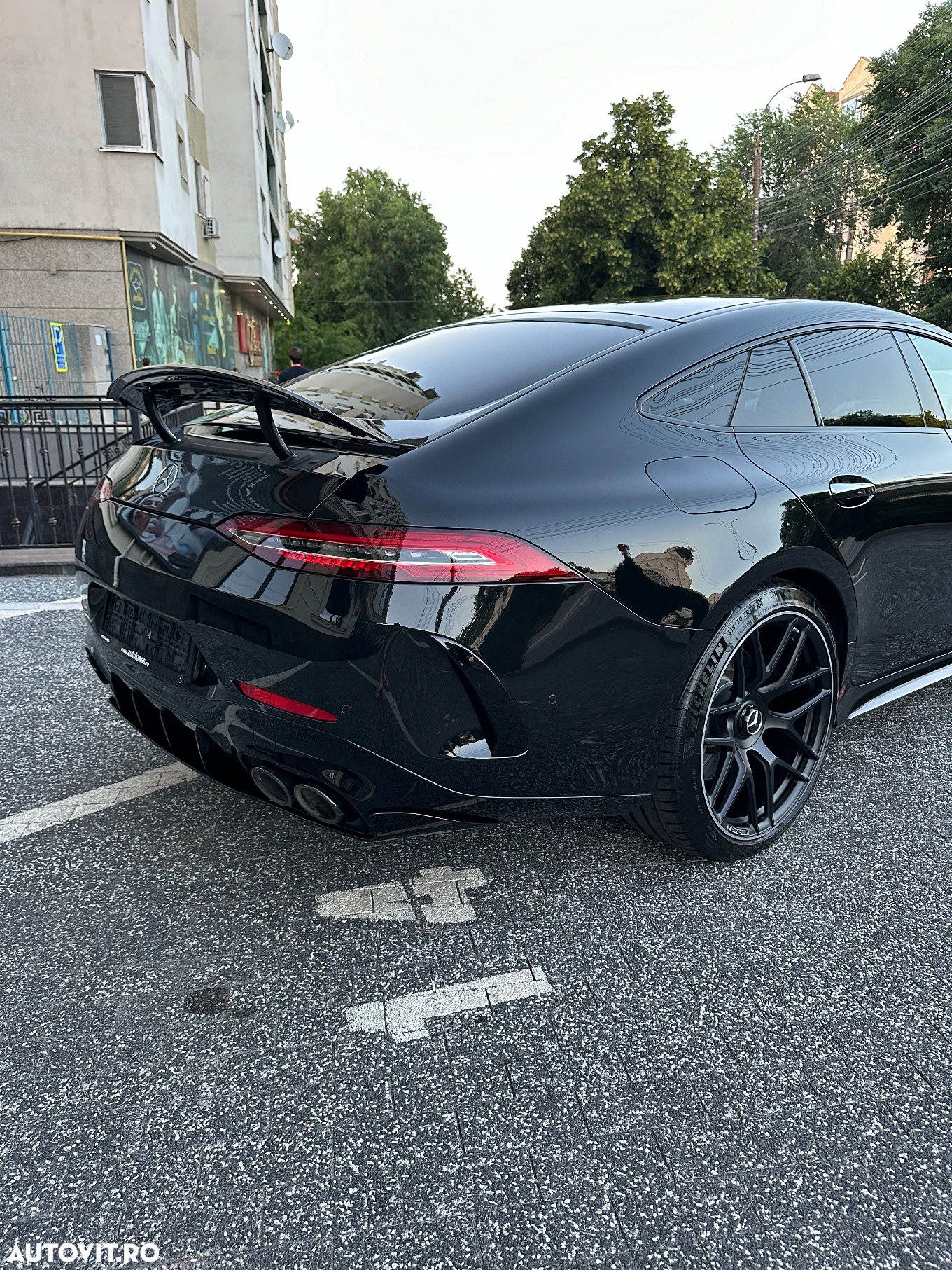 Mercedes-Benz AMG GT 53 4Matic+ Coupe 4D Speedshift TCT 9G - 5
