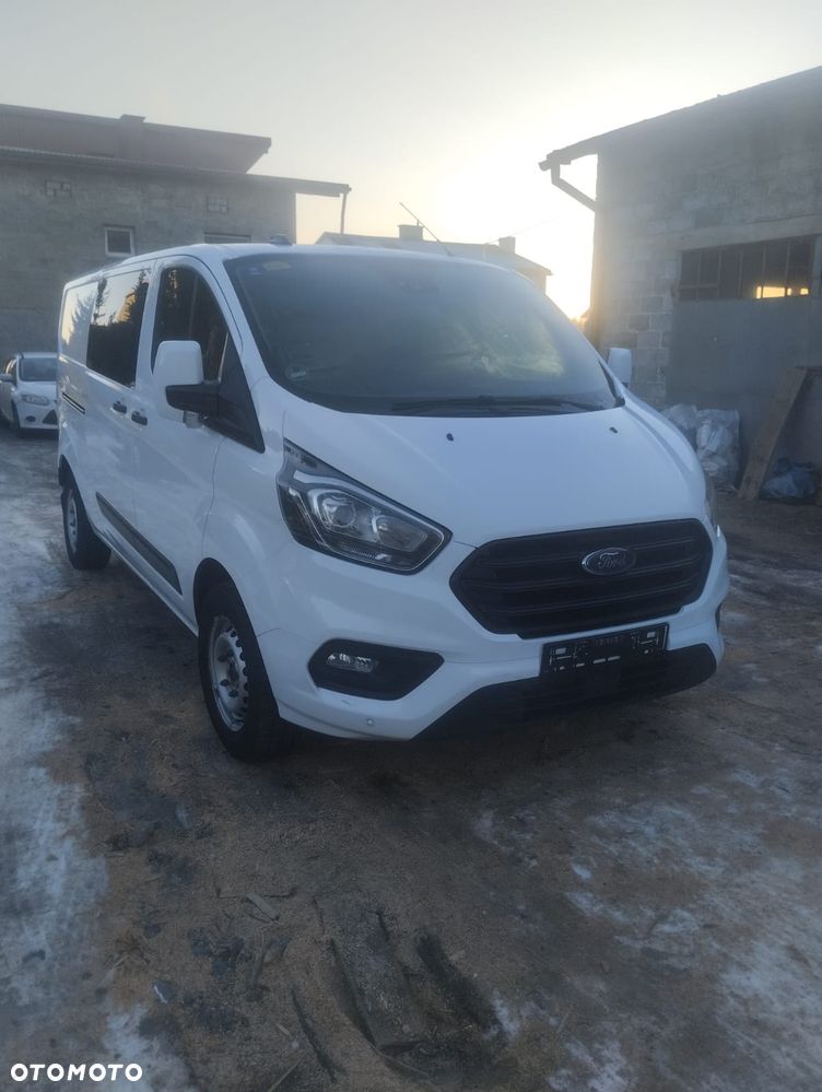 Używany Ford Transit Custom 2020 - 35 670 PLN, 311 000 km - Otomoto.pl