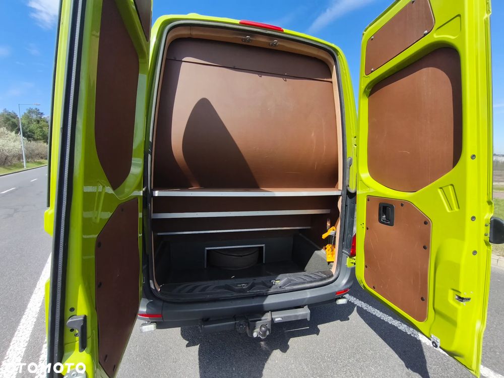Mercedes-Benz Sprinter 517 - 8