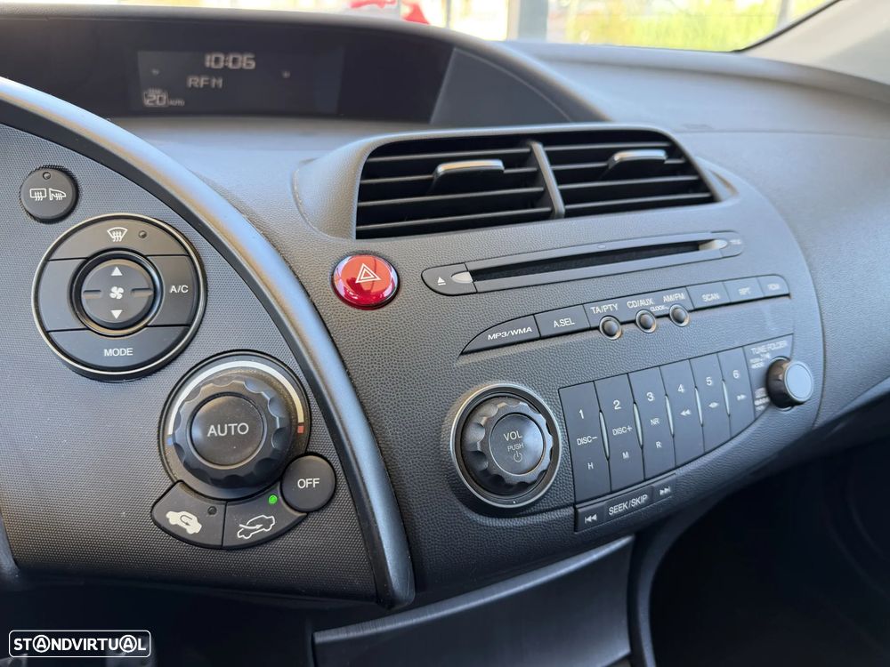 Honda Civic 1.4 i-VTEC Sport Edition - 27