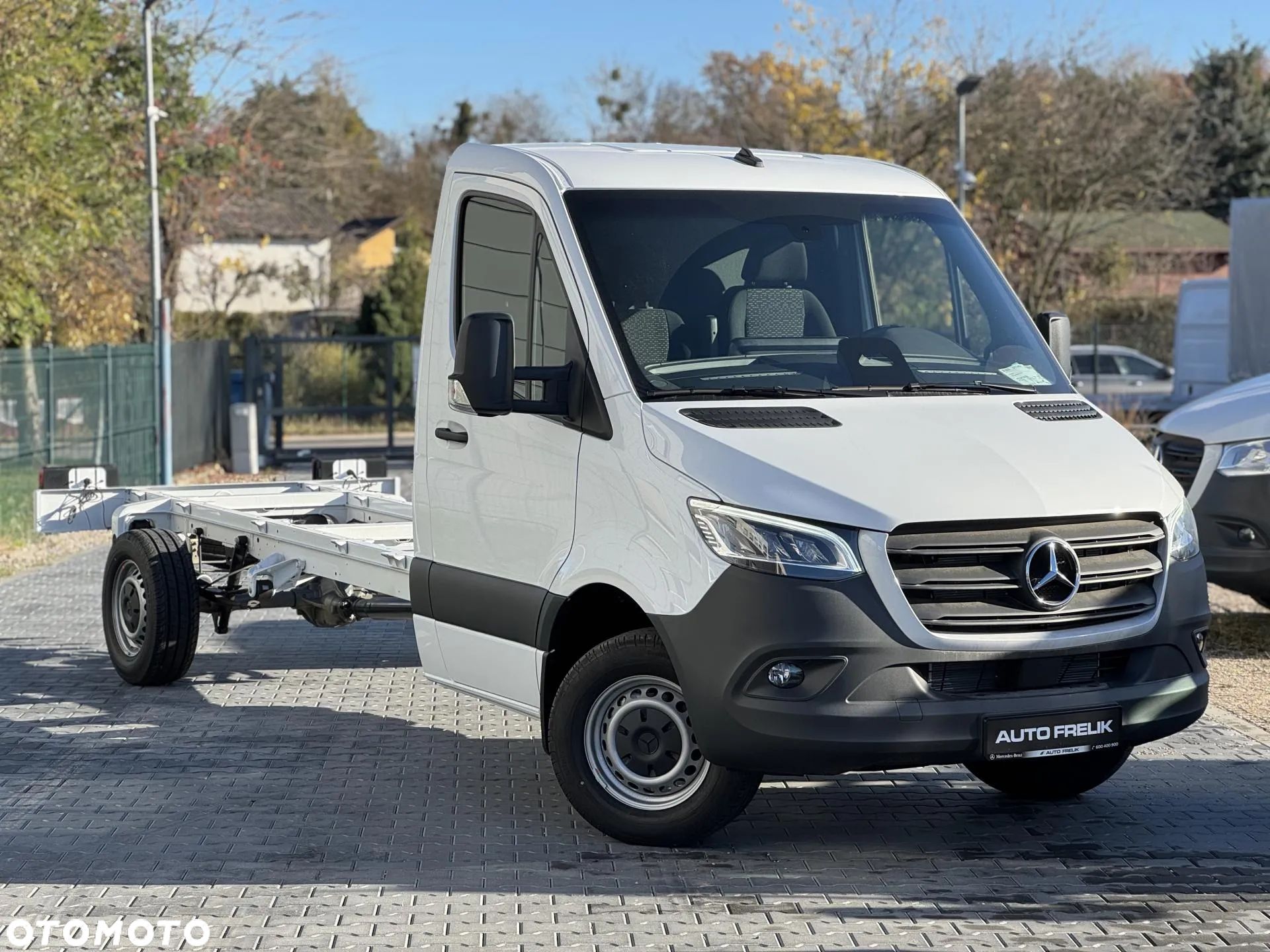 Mercedes-Benz Sprinter - 1