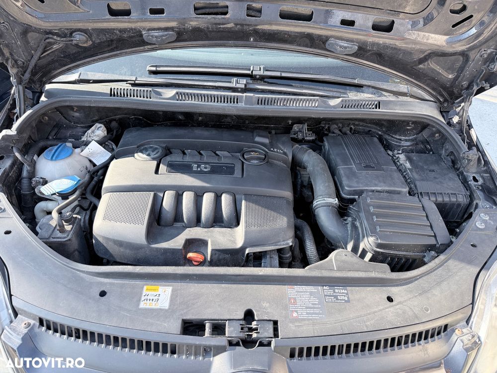 Volkswagen Golf 1.6 Comfortline - 19
