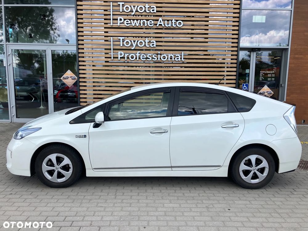 Toyota Prius (Hybrid) TEC-Edition - 3