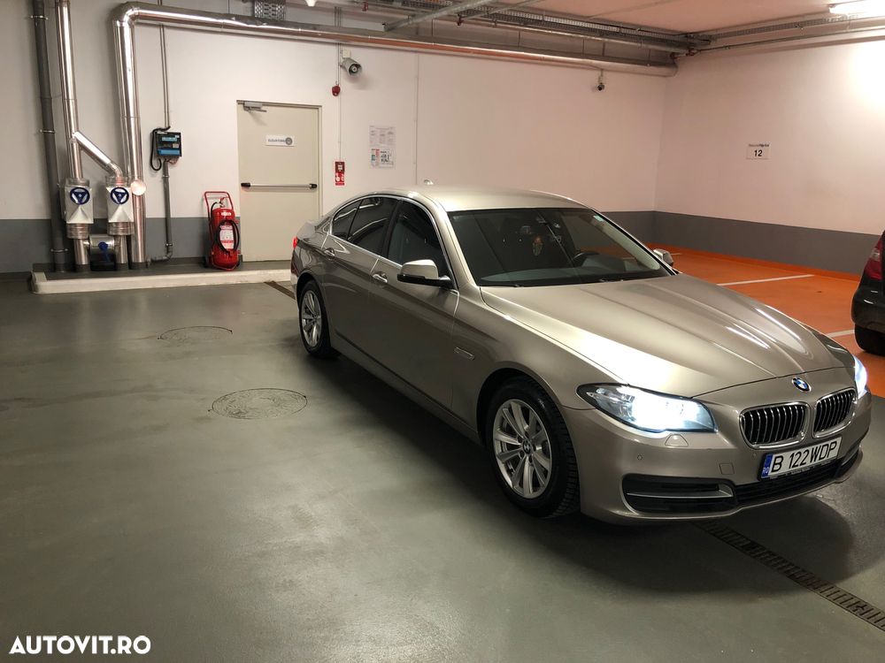 BMW Seria 5 525d xDrive AT - 3