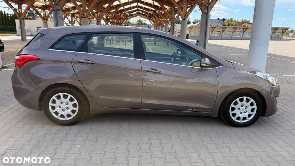 Hyundai i30 1.4 CRDi Style - 4